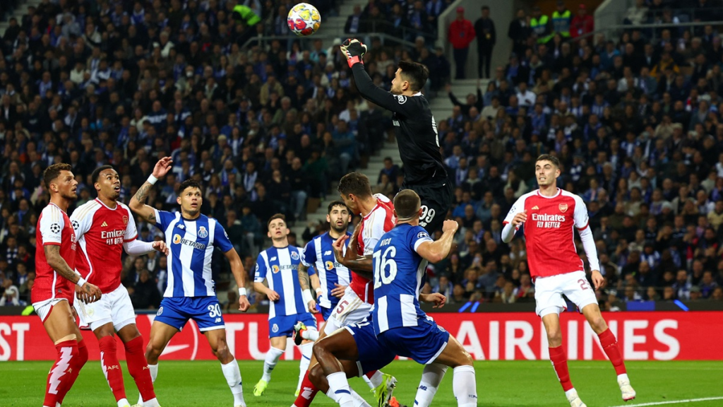 Arsenal đã bị đánh bại trước kinh nghiệm dồi dào của Porto tại C1